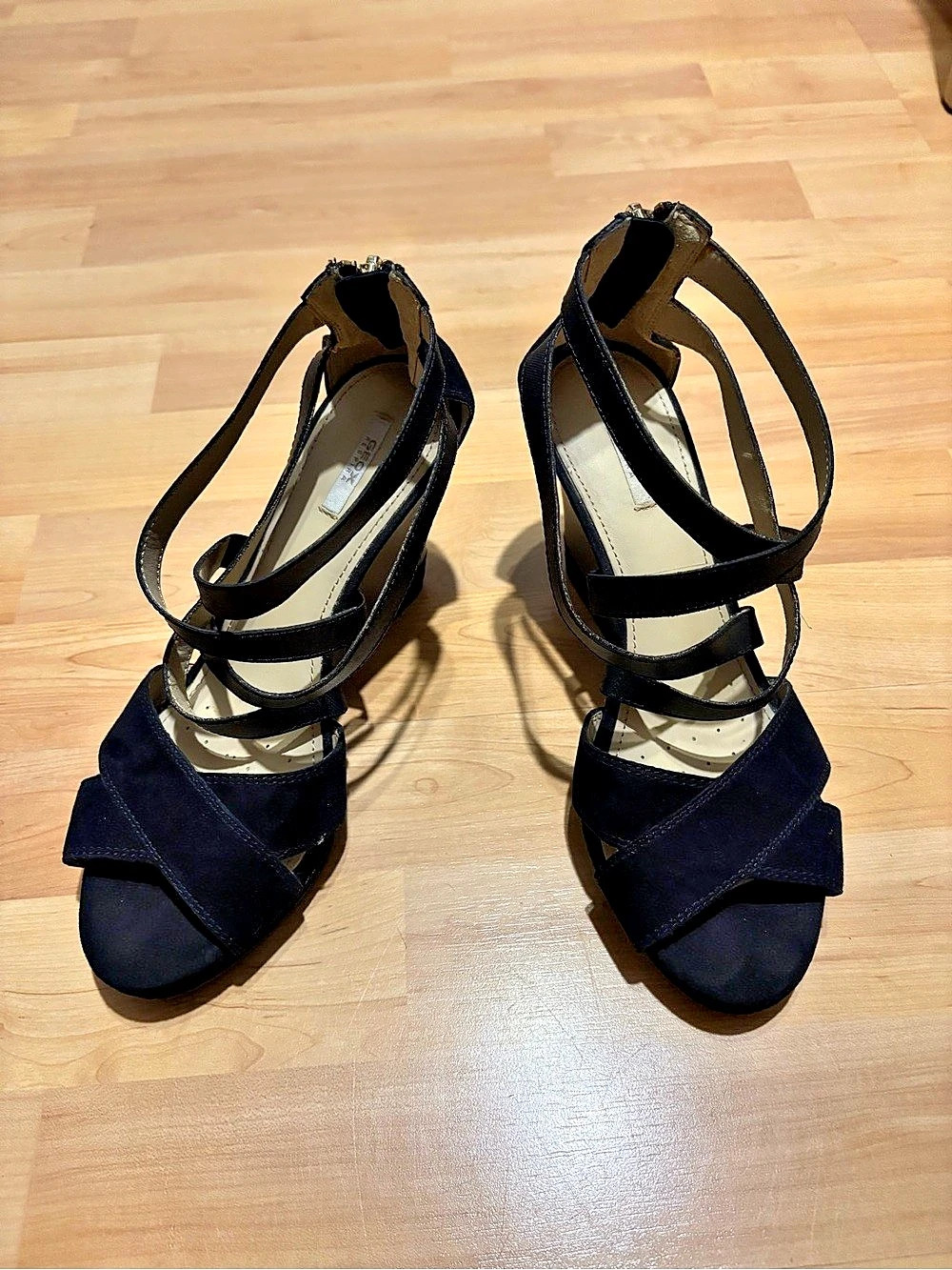 Geox Black Strappy Wedge Sandals Size 38.5